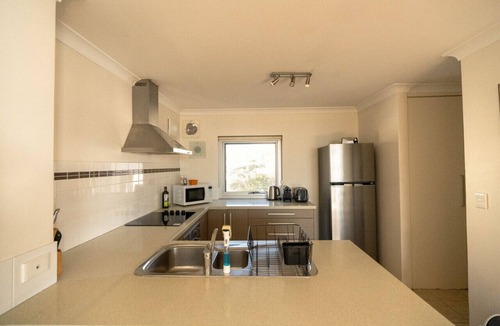 Cottesloe Apartment | Unit 12 · Cottesloe Beach View Apartments #12