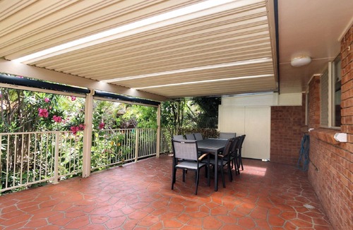 Bargara Villa | Unit 35 Lakeview Park Bargara