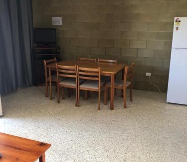 Emu Park Apartment | Unit 6 Pattison