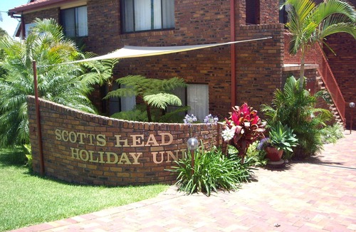 Scotts Head Apartment | Unit with Wi-Fi & Air Conditioning