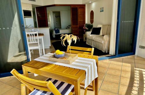 Golden Beach Apartment | Unit614