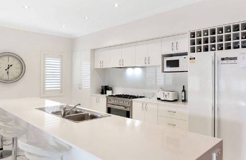 Pokolbin House | UNWINED - THE VINTAGE HOLIDAY HOUSES