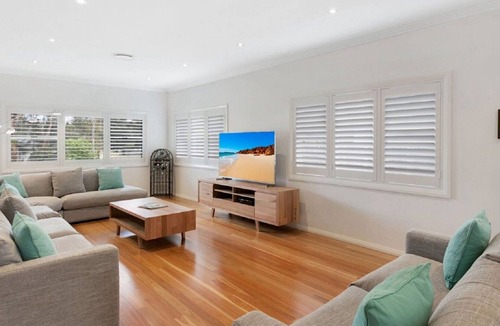 Pokolbin House | UNWINED - THE VINTAGE HOLIDAY HOUSES