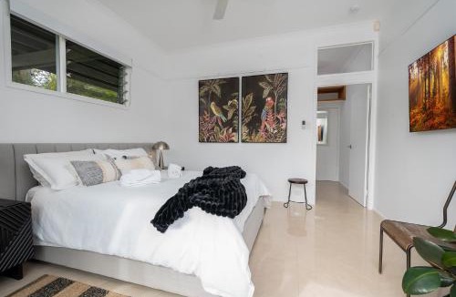 Bomaderry House | URALLA STUDIO - South Coast - Private Guest Suite