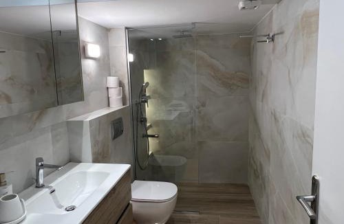 Atalanti Apartment | Urban art House