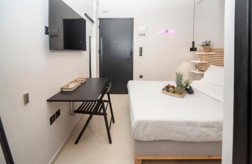 Khalkis Apartment | Urban Cosy Minimal Nest