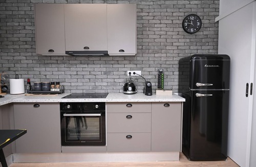 Kypseli Apartment | Urban Loft by Neuvel
