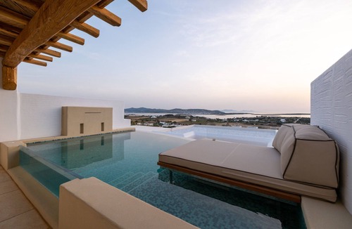 Nea Cryssi Akti Hotel | Utopia Suites by Anna Platanou - Adults only