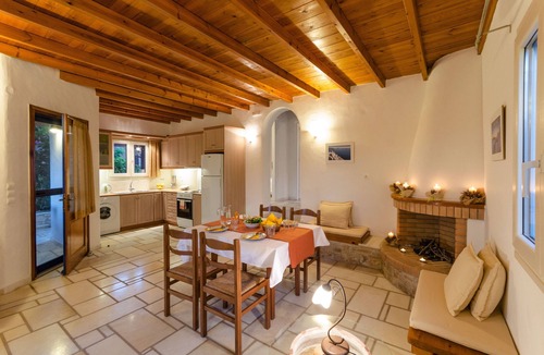 Aliki House | Vacation Home "Maria's Village Two Bedroom House 5" with Sea View, Terrace & Wi-Fi