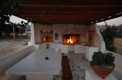 Aliki House | Vacation Home "Maria's Village Two Bedroom House 5" with Sea View, Terrace & Wi-Fi