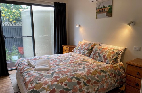 McLaren Vale Cottage | Vale Stay - gateway to beautiful McLaren Vale