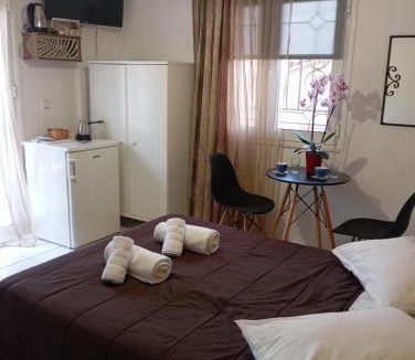 Kalavrita House | VALIA ROOMS