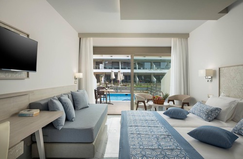 Paralia Kourna Cabin | Vantaris Blue - Adults Only
