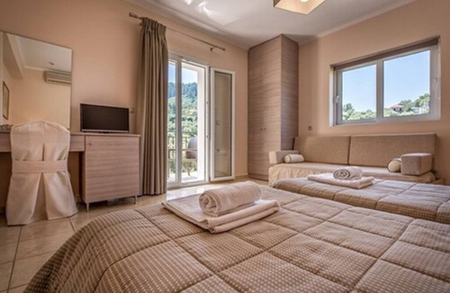 Zakynthos Town Hotel | Varres Hotel