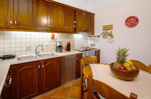 Neromilos Cottage | Varta Village - Elea House