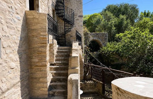 Vatheia Apartment | VATHIA TOWER 1894-Stone Mani Heaven near the Beach