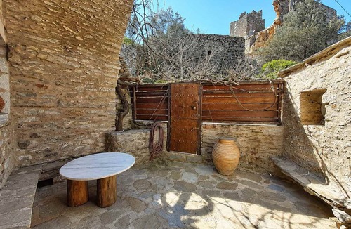 Vatheia Apartment | Vathia Tower - Stone Mani Heaven Near the Beach