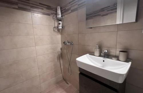 Naousa Apartment | Velvet studios Ioanna