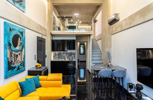 Anatolikos Sinikismos Apartment | Ventiri Lofts - Kalamata Luxury Penthouses