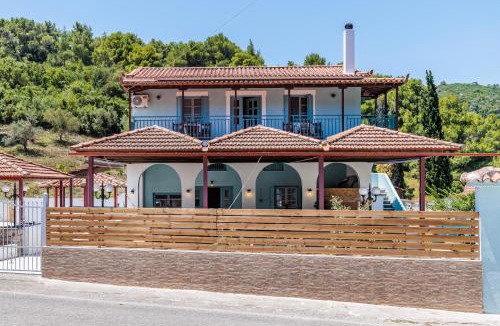 Stafylos Apartment | Venus Studio