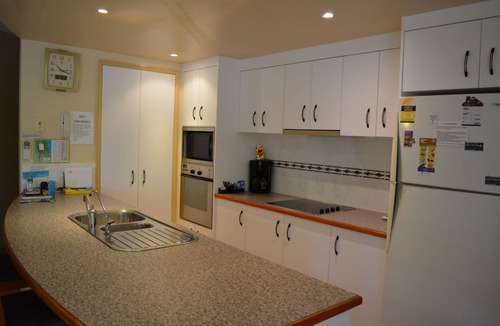Yorkeys Knob Apartment | Very spacious 2 Bedroom Beachfront Apartment in Yorkeys Knob