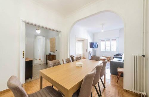 Platia Viktorias Apartment | Victoria Supreme Suite