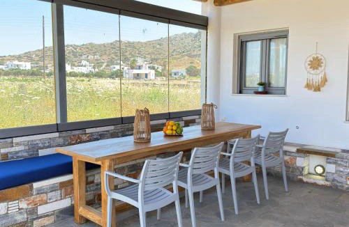Mikri Vigla Villa | Viglaki House I Peaceful Stay at Mikri Vigla Beach