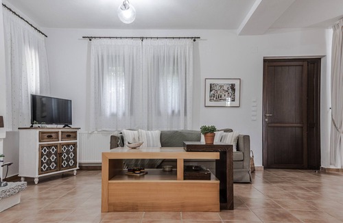 Koropi Villa | Villa 10 Elies