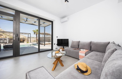 Kolymbia Villa | Villa 11 Satori - Two Bedroom Villa, Sleeps 4