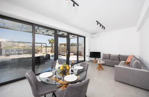 Kolymbia Villa | Villa 11 Satori - Two Bedroom Villa, Sleeps 4