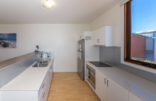 Normanville Villa | Villa 39 South Shores Resort, Normanville - Delightful Beach Villa