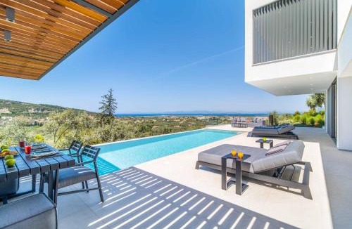 Lefkada Villa | Villa Above the Blue