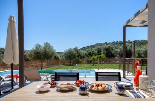 Lefkada Town Villa | VILLA ALKISTIS