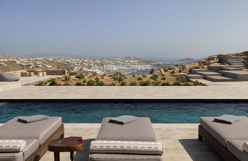 Tourlos Villa | Villa Almi in Mykonos. Majestic, unforgettable, memories that will last forever.