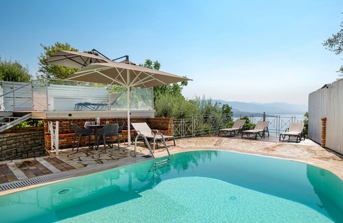 Petaleia Villa | Villa Anastasia: Amazing views of Kerasia, private pool, WiFi, A/C