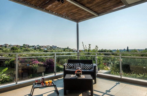 Kato Achaia House | Villa Anna with Private Pool and Garden