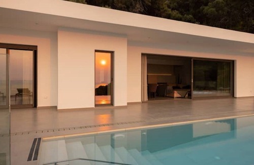 Pentati Villa | Villa Anthelia