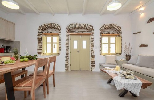 Naxos House | Villa Anthemion, Naxos with outdoor jacuzzi