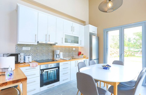 Poulades Villa | Villa Aphrodite:Pet-friendly, 3 bedrooms,pool, WiFi, mobility-friendly