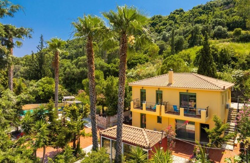 Kateleios Villa | Villa Atlantis - Three Bedroom Villa, Sleeps 6