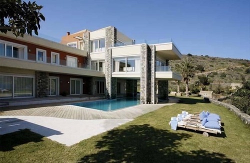 Mavrikiano Villa | Villa Atlantis sea view villa with a heated pool