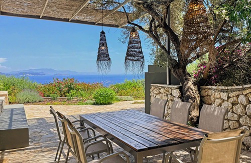 Sivota Villa | Villa Atokos: Infinity Escape & Sea Views