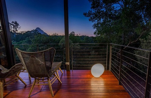 Glass House Mountains Villa | Villa ∙ 1 bedroom ∙ 3 guests