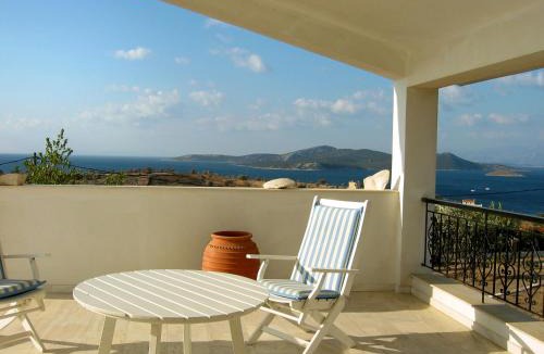 Nea Styra House | Villa Bellevue
