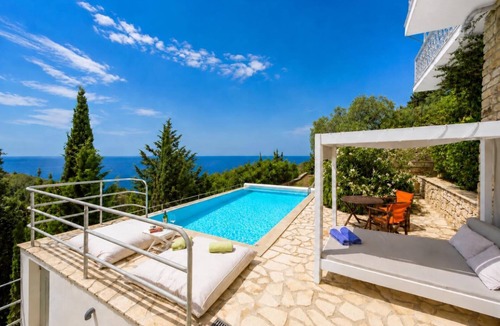 Ieromonachos Villa | Villa Bougainvillea - One Bedroom Villa, Sleeps 2