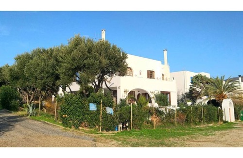 Gavrio Villa | Villa by the sea