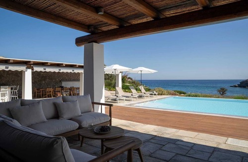 Ermionida House | Villa Calma a Beachfront Luxury Retreat, Villa