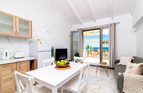 Alonia Villa | Villa Chrysso Horio 1 by Villa Plus