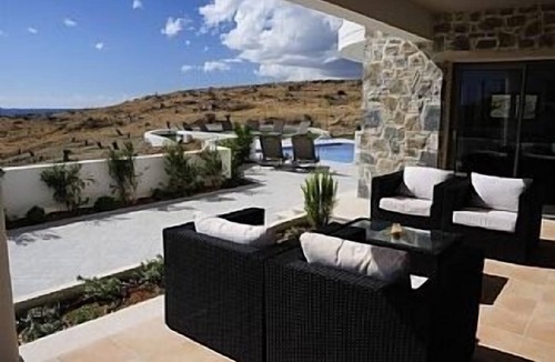 Makry Gialos Villa | "Villa Danae" - Luxury Private Villa - Heated Pool, Sea Views, BBQ - sleeps 11