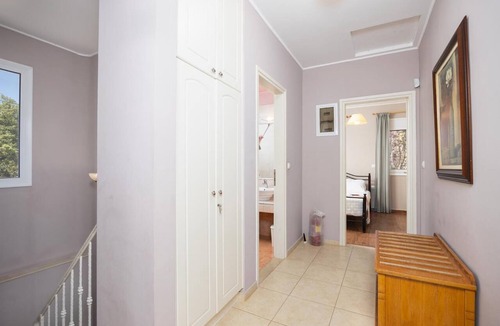 Gerani Villa | Villa Daphni - Four Bedroom Villa, Sleeps 8